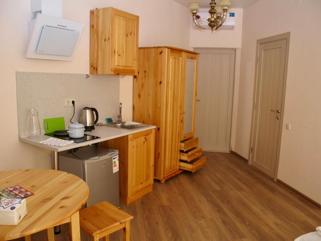 Большой Стандарт 2х местный с мини кухней в Империя