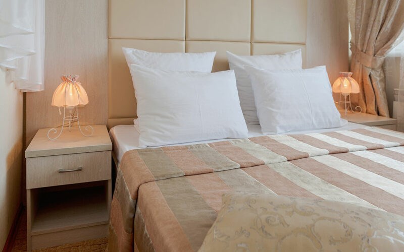 Семейный номер 2-х комнатный с балконом корпус 4 (2-4 этаж ) в Кристалл уют