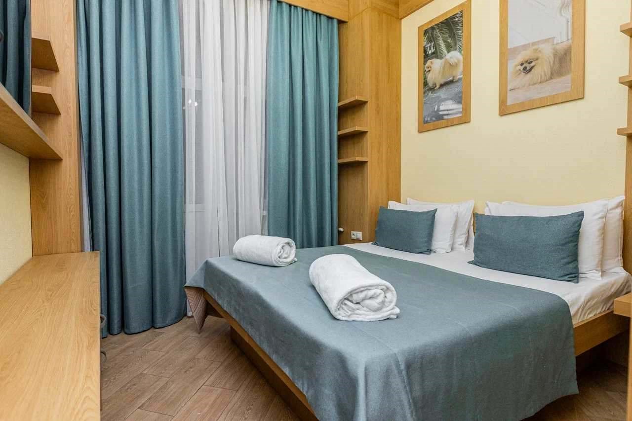 Двухкомнатный Люкс c балконом в Дворец Нарзанов