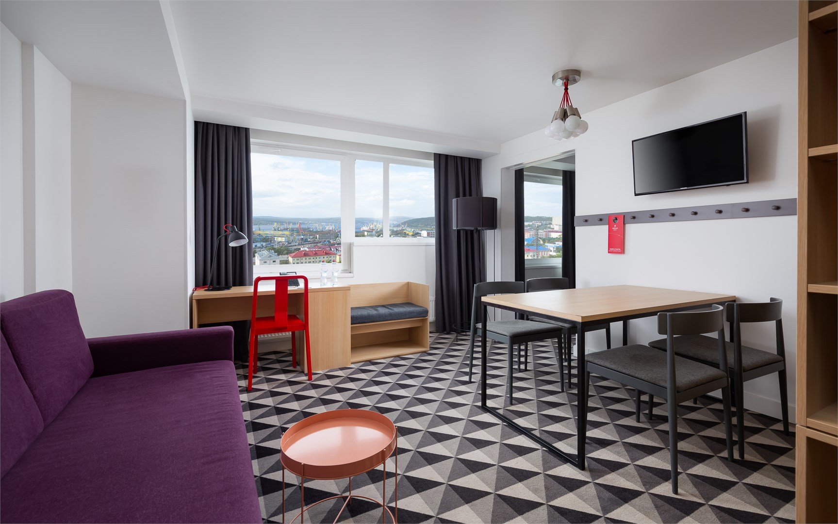 Executive SMART Апартаменты в AZIMUT Сити Отель Мурманск