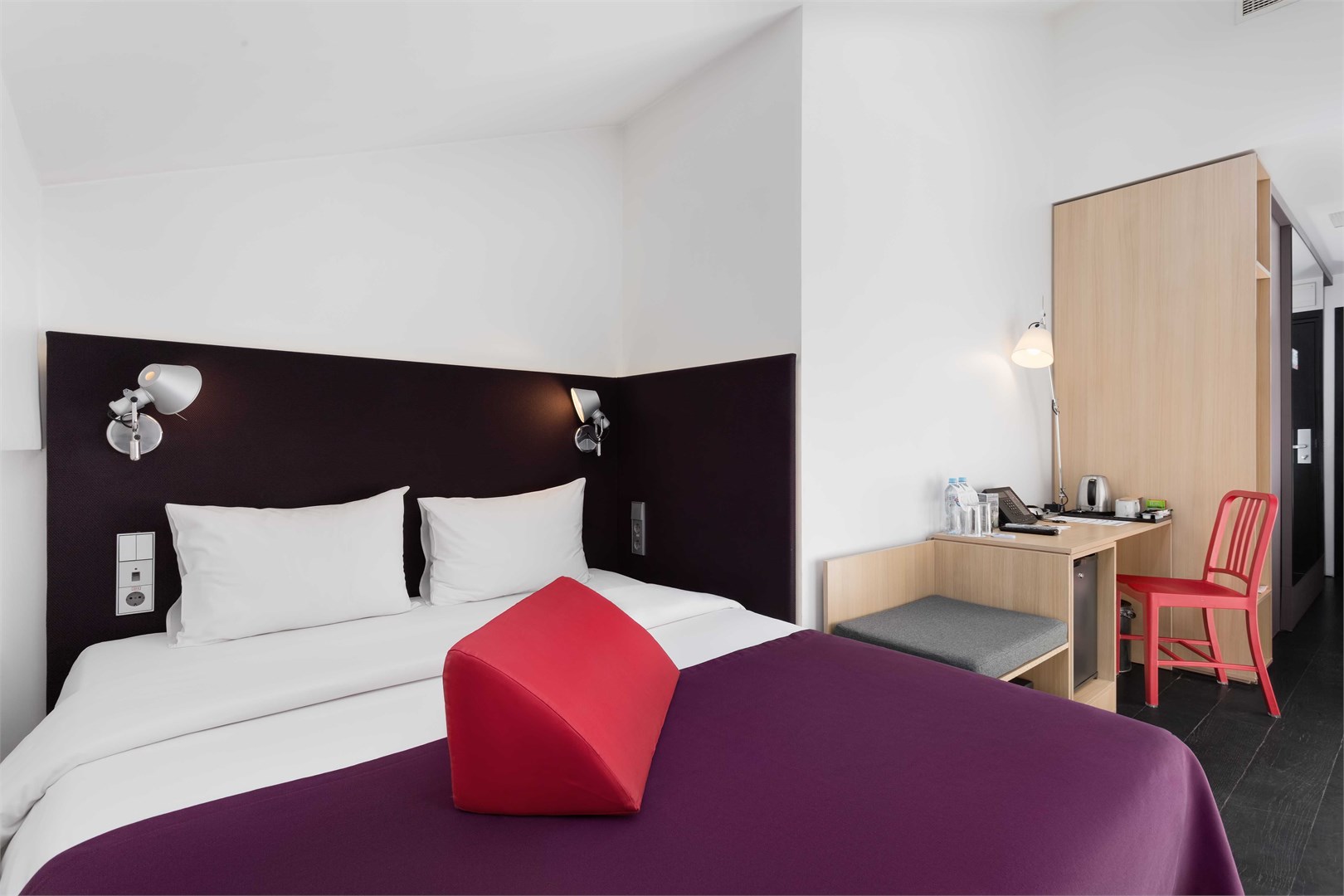 SMART Стандарт в Azimut Сити Отель Тульская Москва