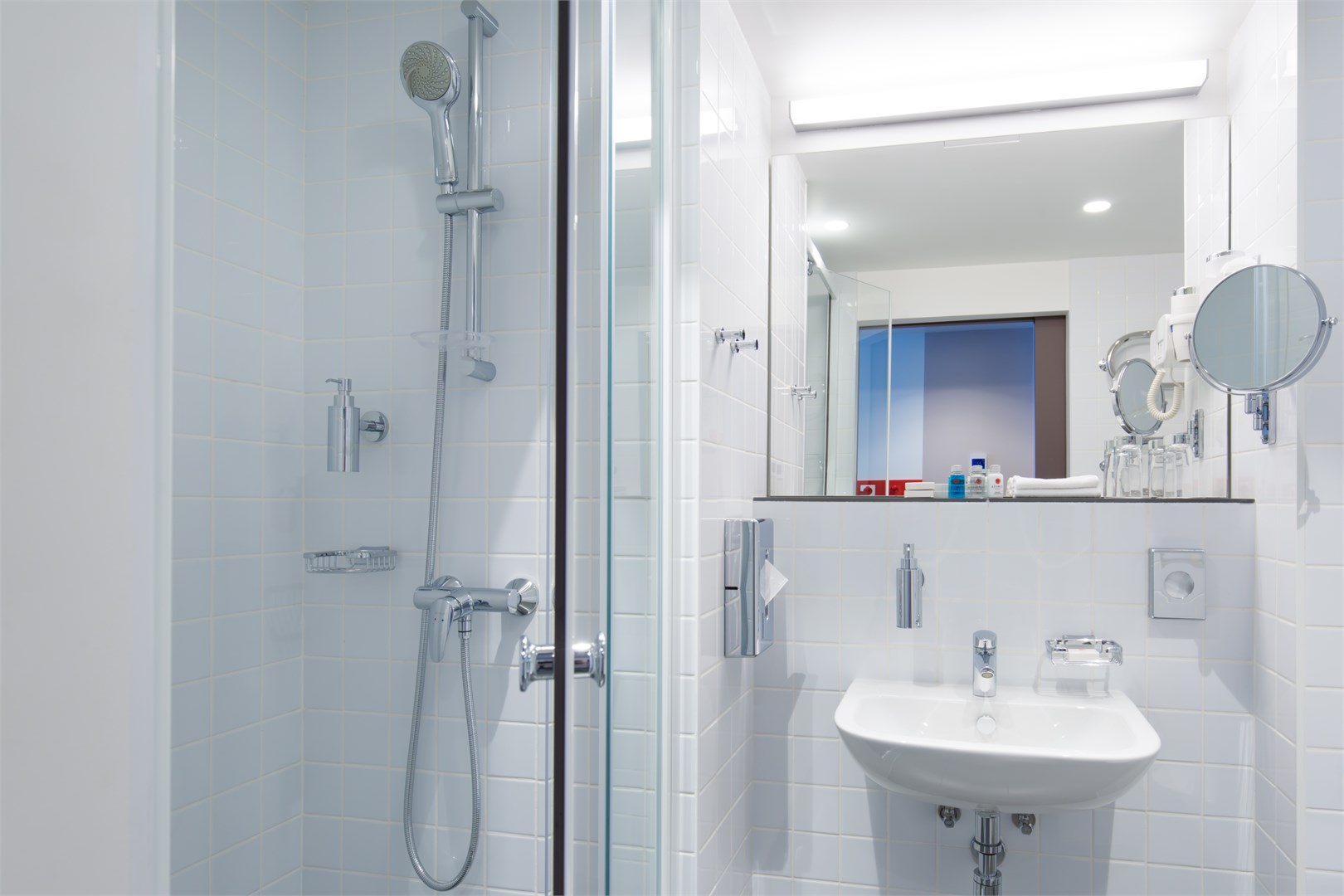 SMART Стандарт с двуспальной кроватью в Azimut Сити Отель Смоленская Москва