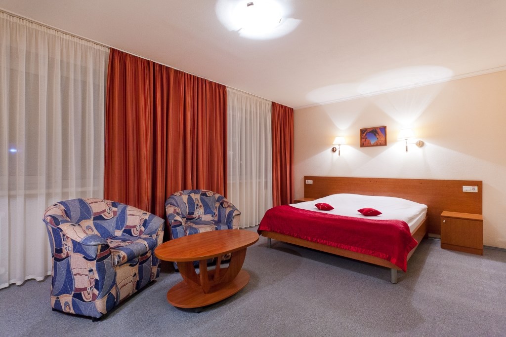 Полулюкс в Azimut Сити Отель Уфа