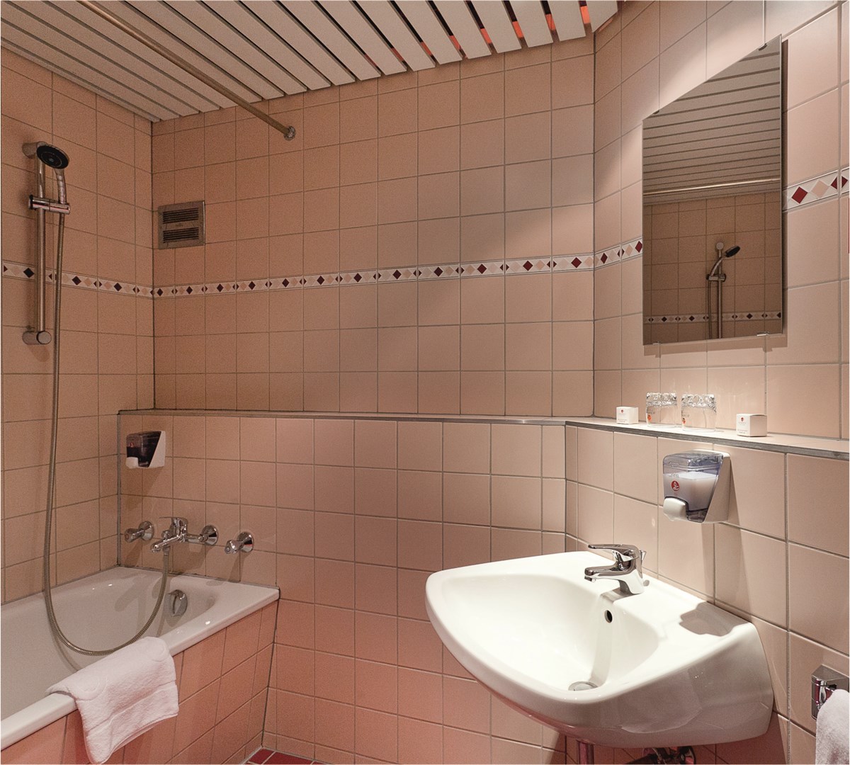 Полулюкс в Azimut Сити Отель Уфа