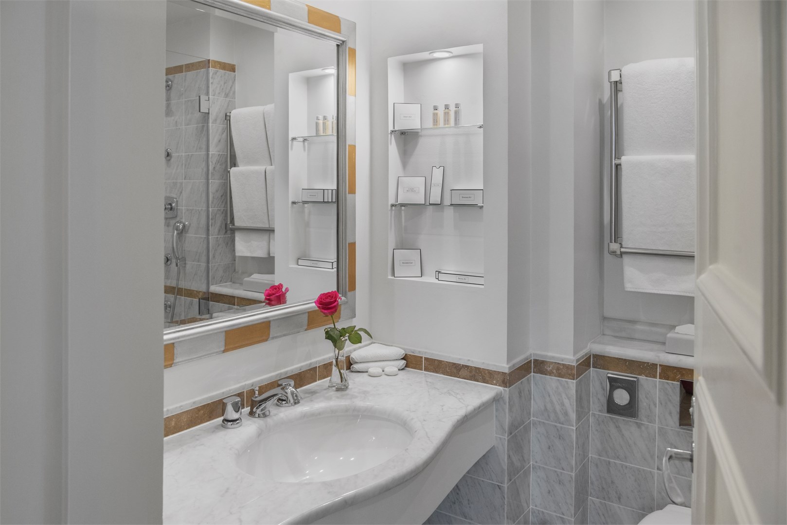 Люкс с видом на собор, фото 4