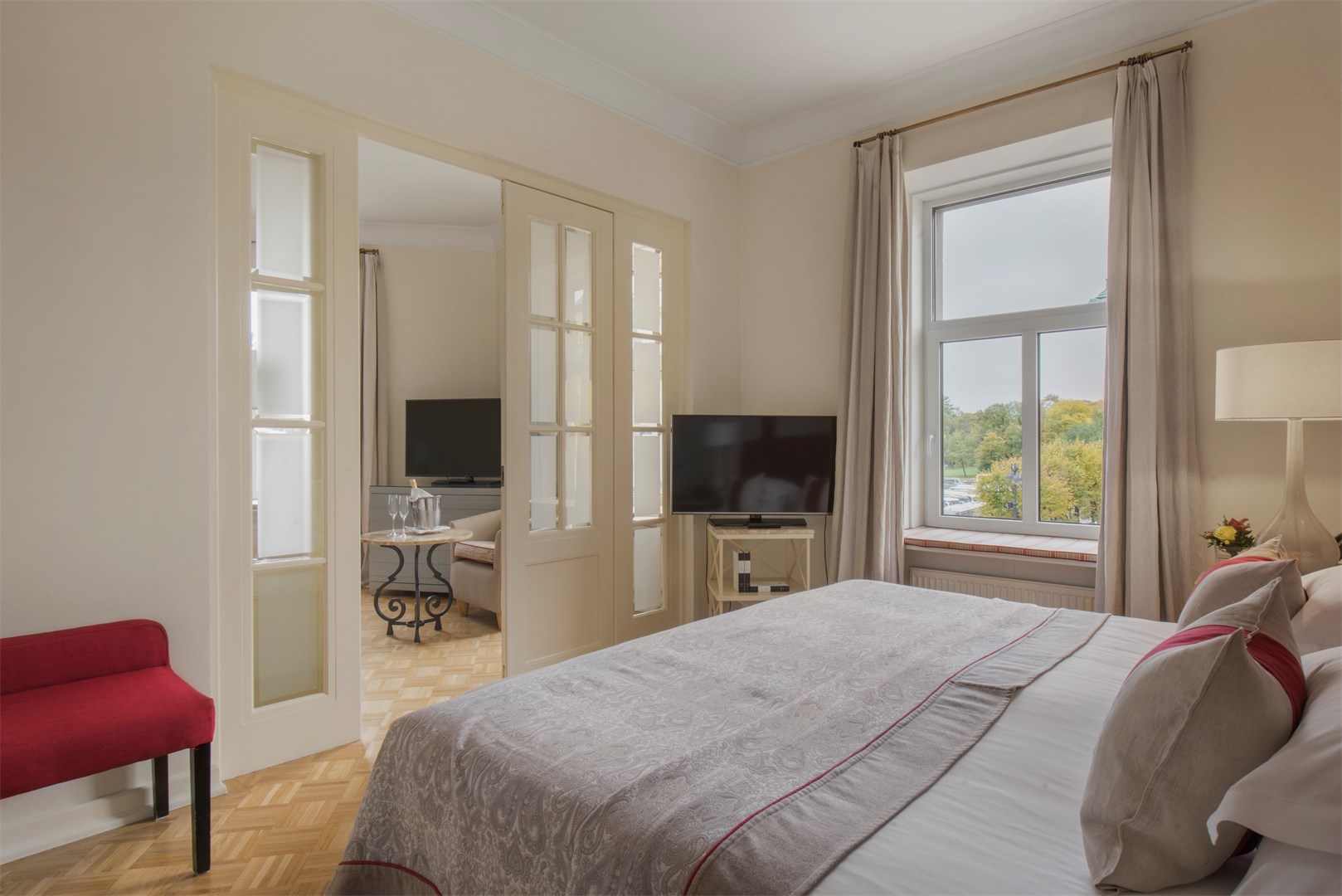 Люкс с видом на собор, фото 3