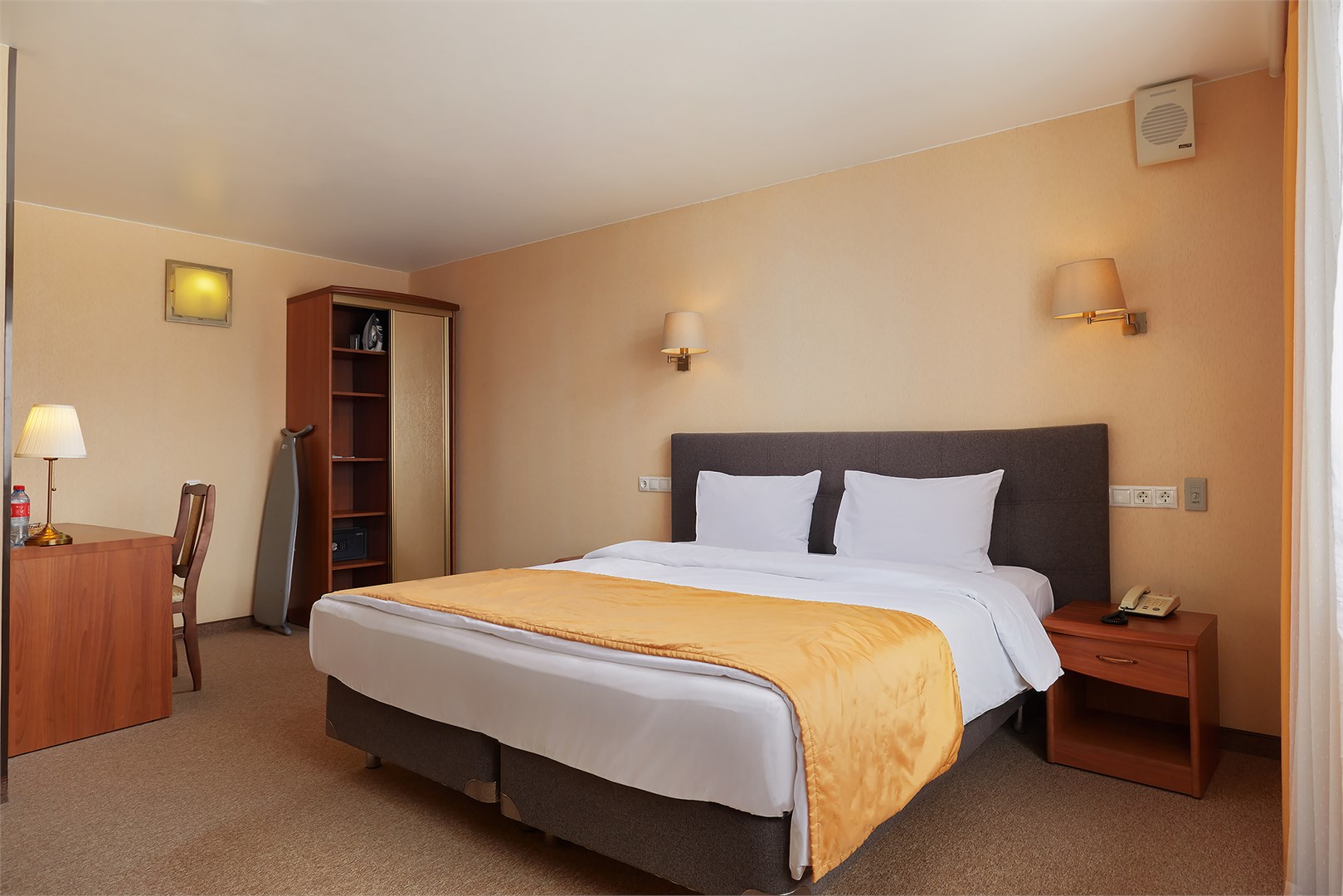 Люкс в AZIMUT Отель Нижний Новгород