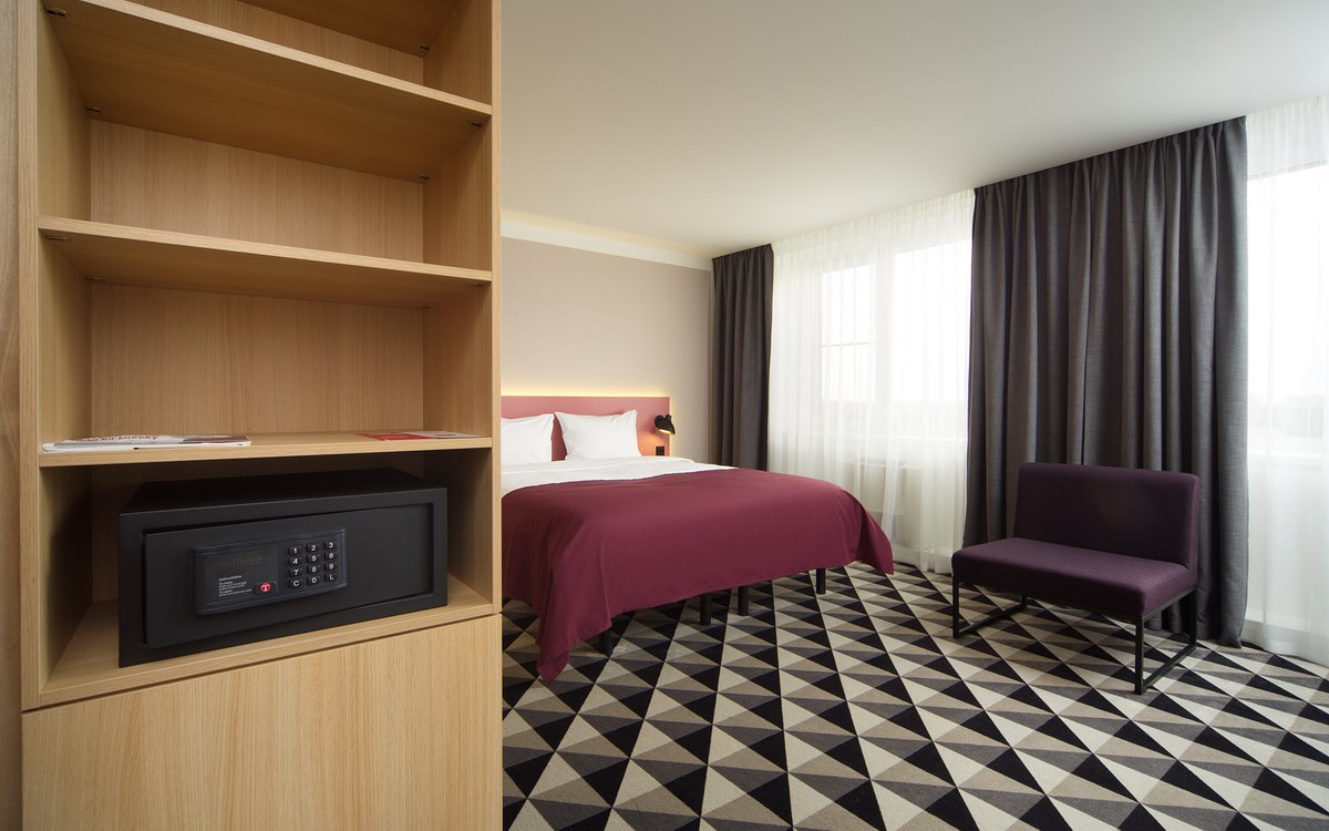 SMART Супериор в Azimut Сити Отель Астрахань