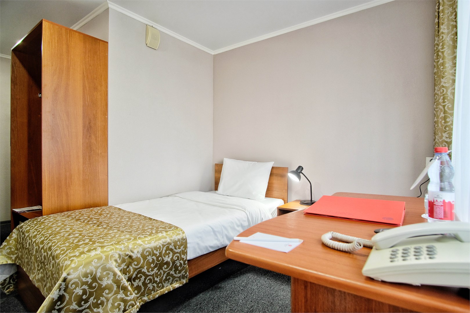 Стандарт Сингл в Azimut Сити Отель Астрахань