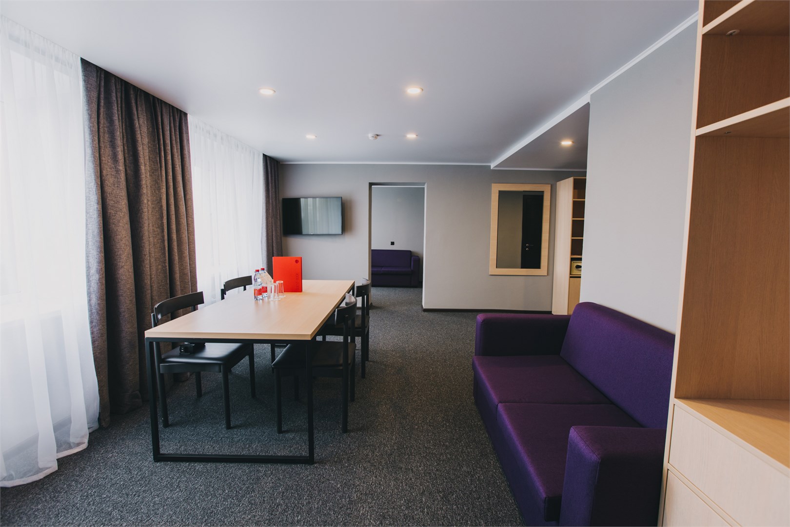 Апартаменты в Azimut Сити Отель Астрахань