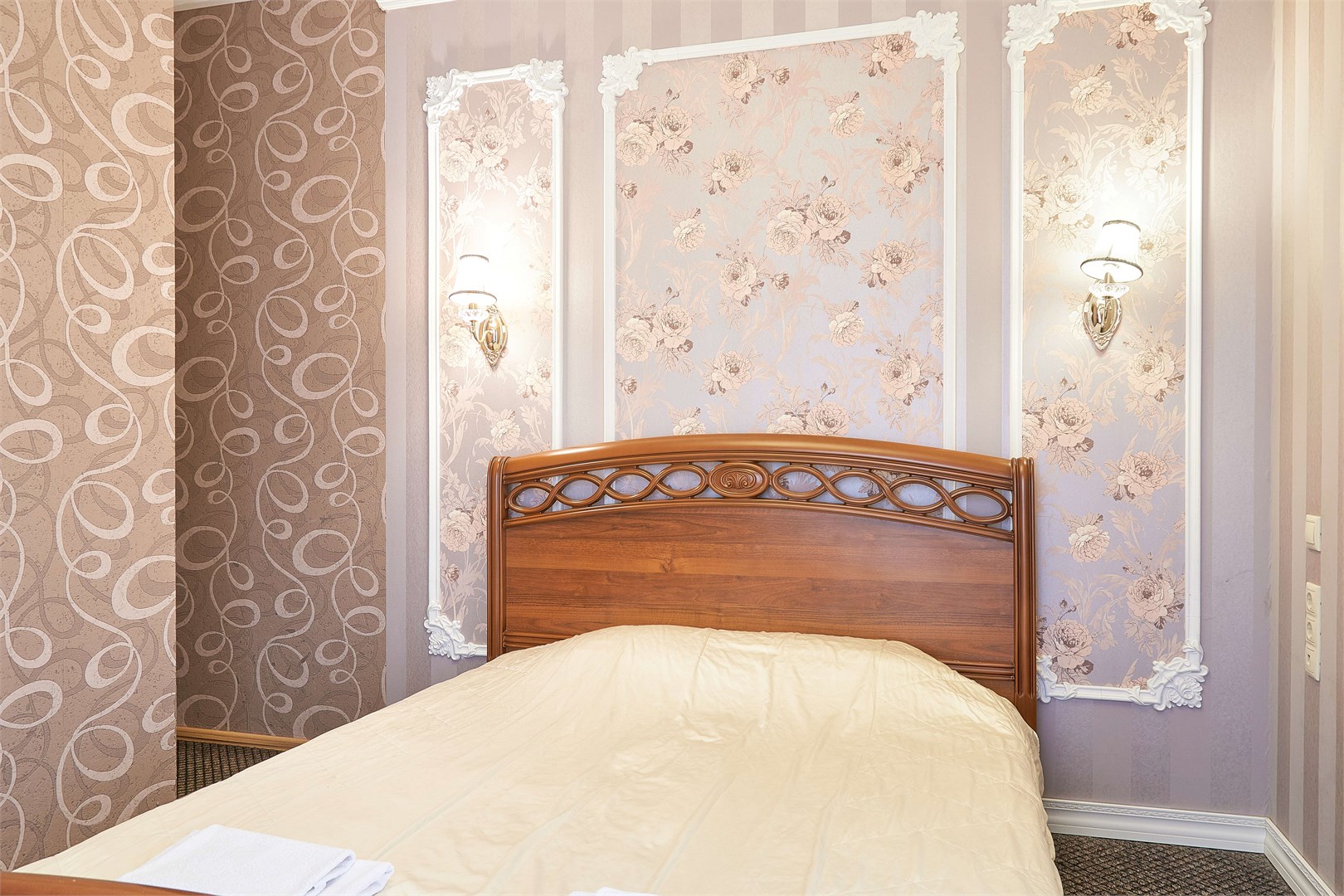 Стандарт на 1 и 2 этаже в Достоевский