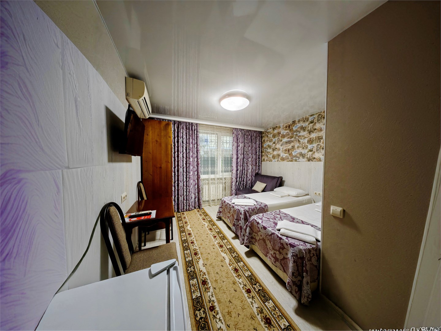 Стандартный номер (без балкона) на 1м этаже в Эдельвейс