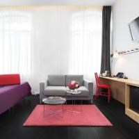 SMART Полулюкс улучшенный в Azimut Сити Отель Тульская Москва