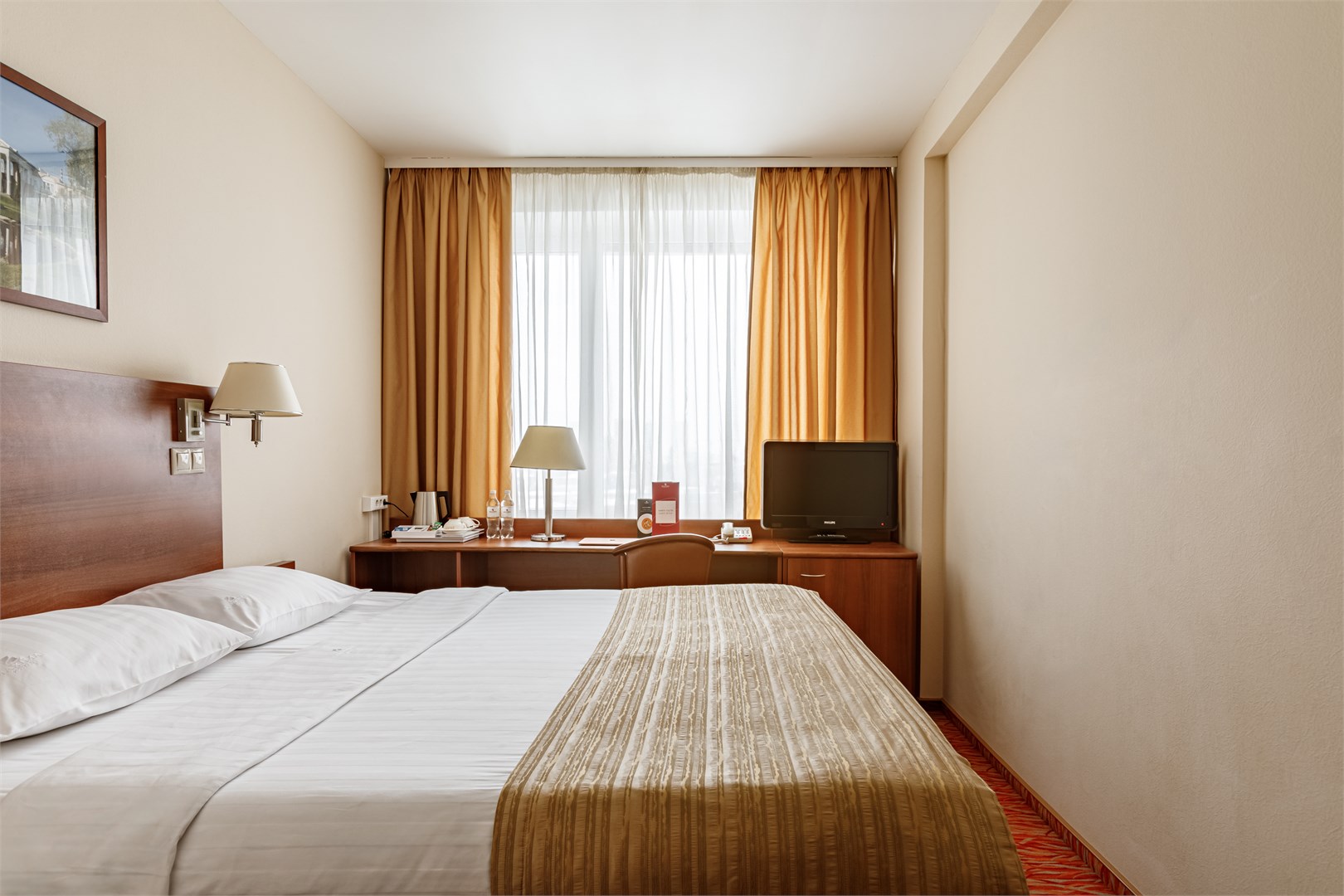 Стандарт двухместный номер (Двухспальная кровать) в Максима Панорама