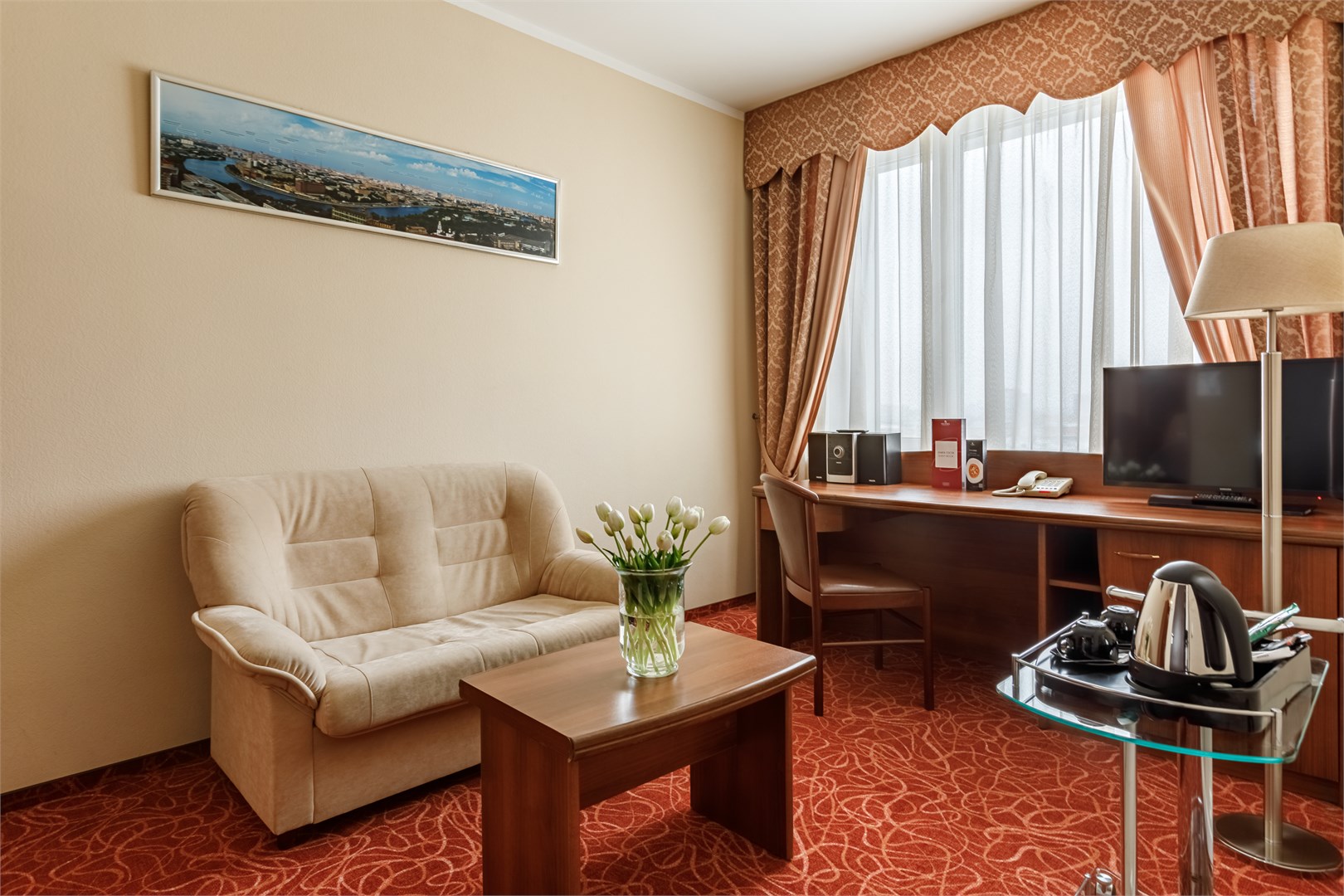 Полулюкс двухкомнатный (Двухспальная кровать) в Максима Панорама