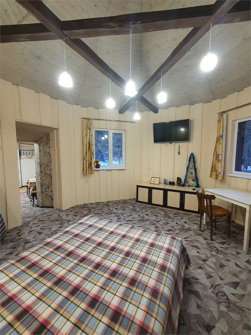 Коттедж-юрта на 2+1 гостей в Тарховка