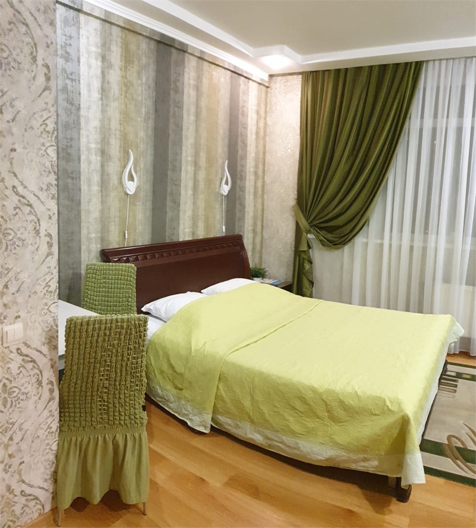 Семейный стандарт номер в Золотая миля