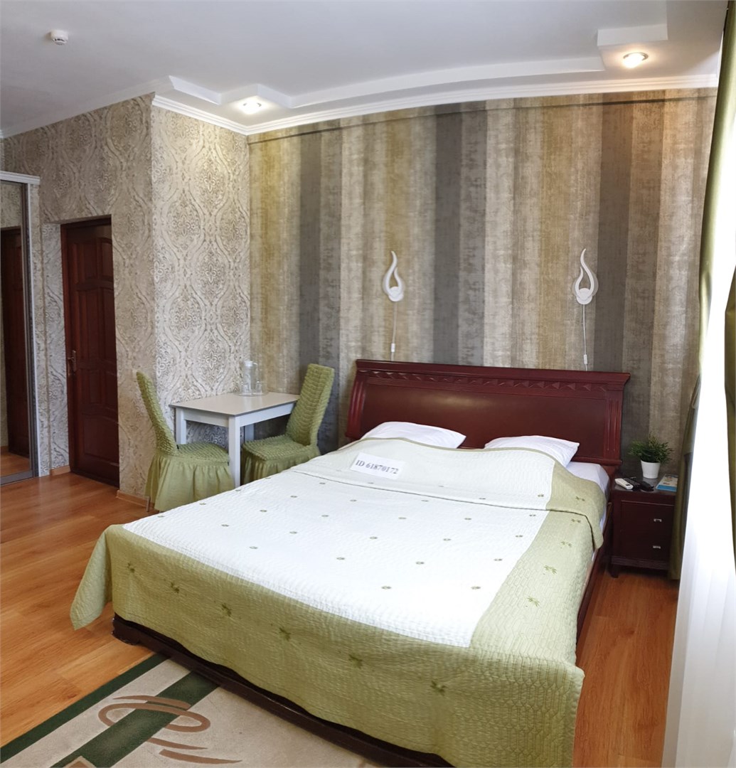 Семейный стандарт номер в Золотая миля