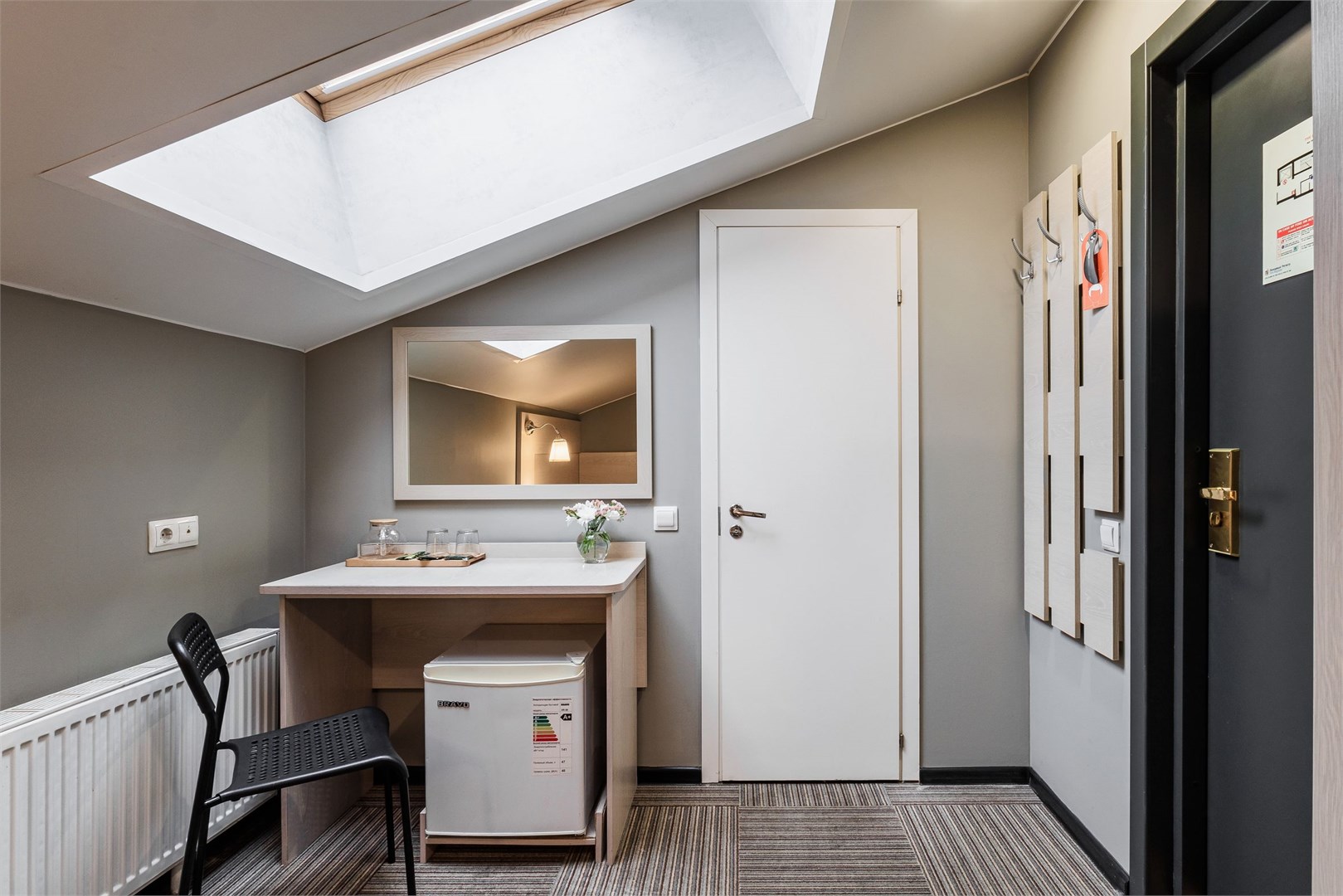 Комната эконом с широкой кроватью в Невский Астер