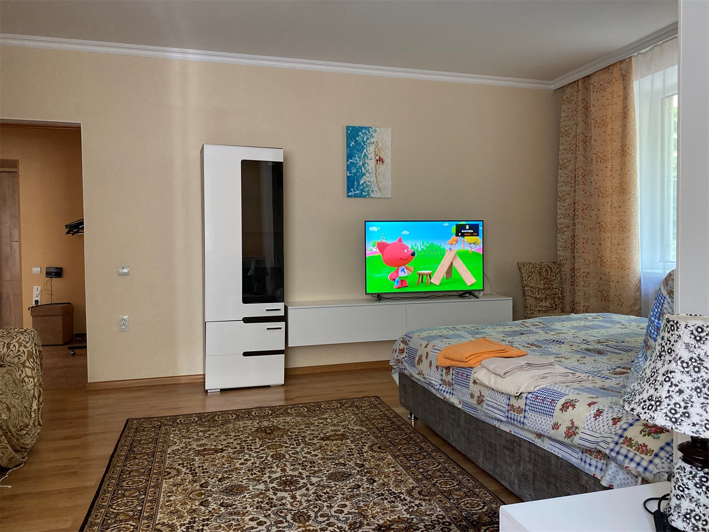 Двухкомнатная квартира на Коллективной 6 в Вилла с видом на горы