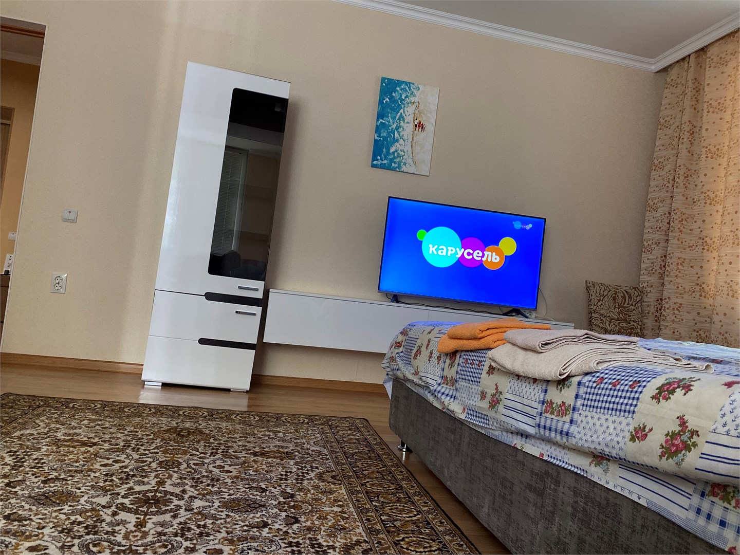 Двухкомнатная квартира на Коллективной 6 в Вилла с видом на горы