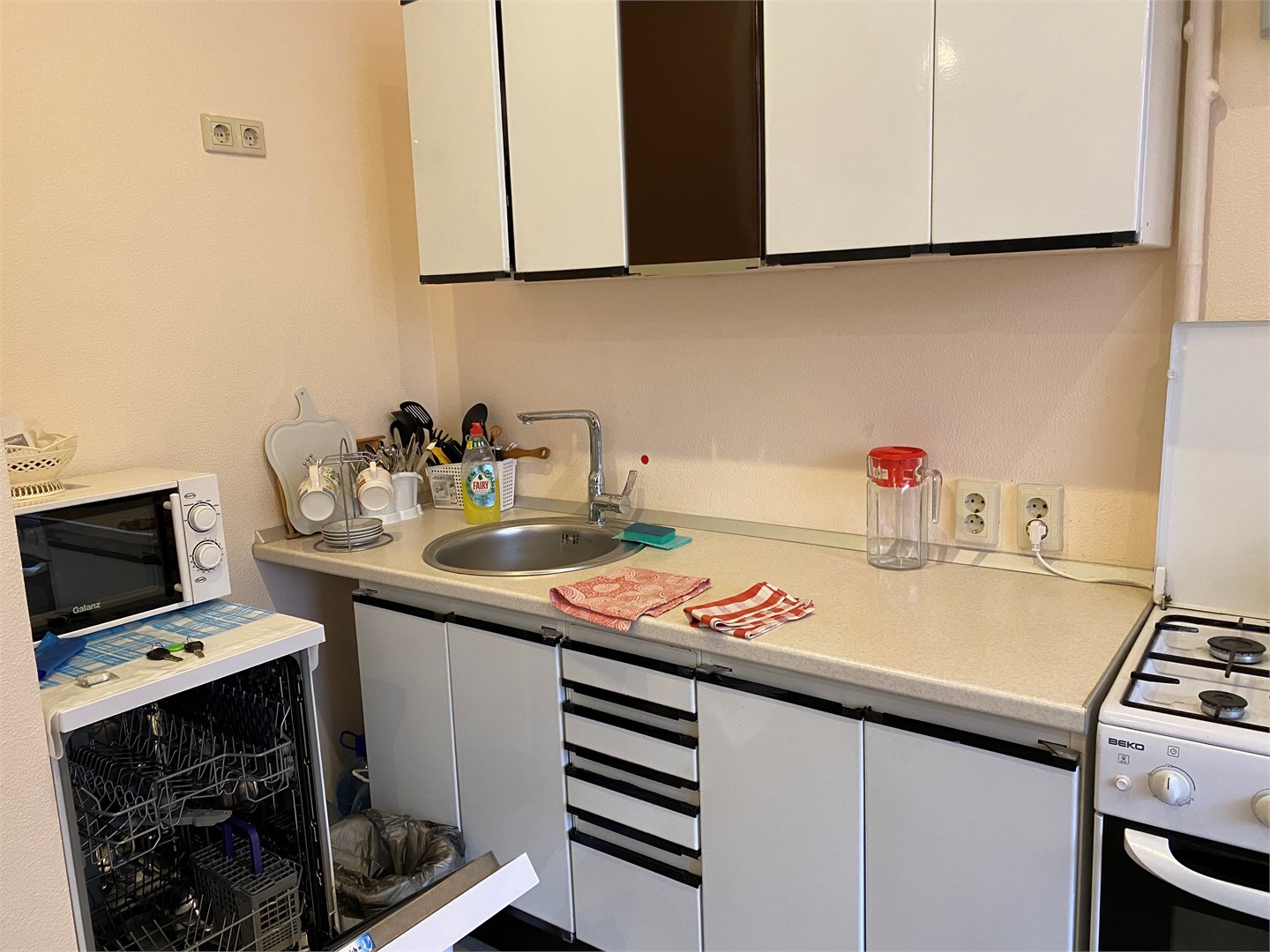 4/12Двухкомнатная квартира на Коллективной 4/12 в Вилла с видом на горы