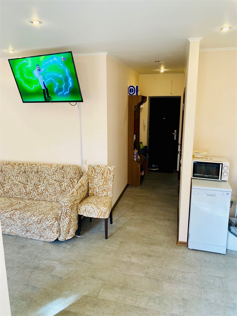 4/12Двухкомнатная квартира на Коллективной 4/12 в Вилла с видом на горы