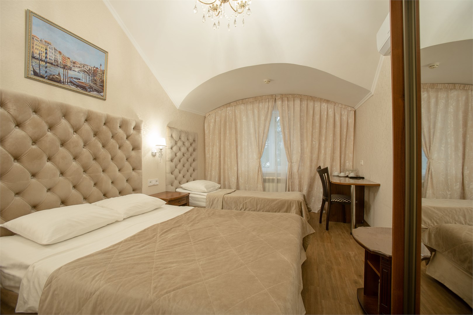 Фотография Комфорт 3-местный без балкона