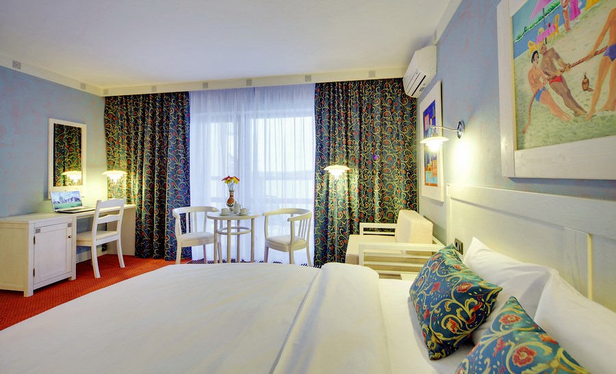 Номер "Делюкс" в Конаково Ривер Клаб