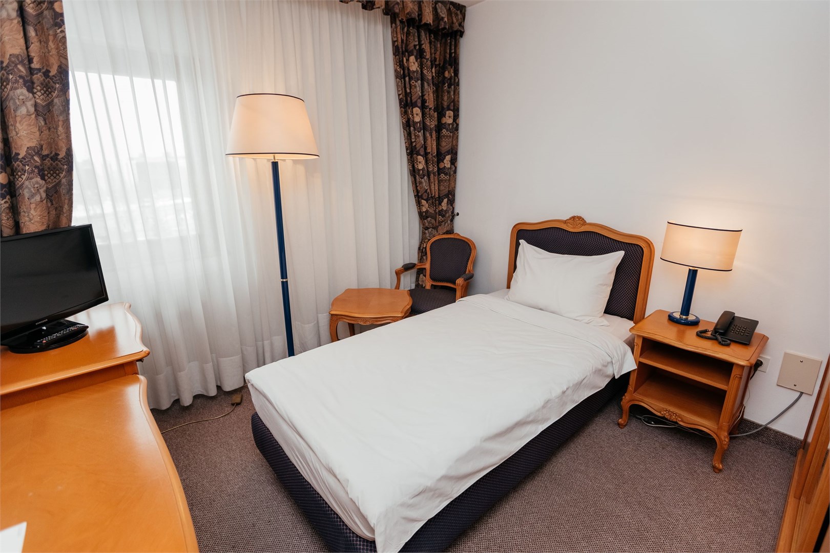 Стандарт одноместный в AZIMUT Отель Тобольск