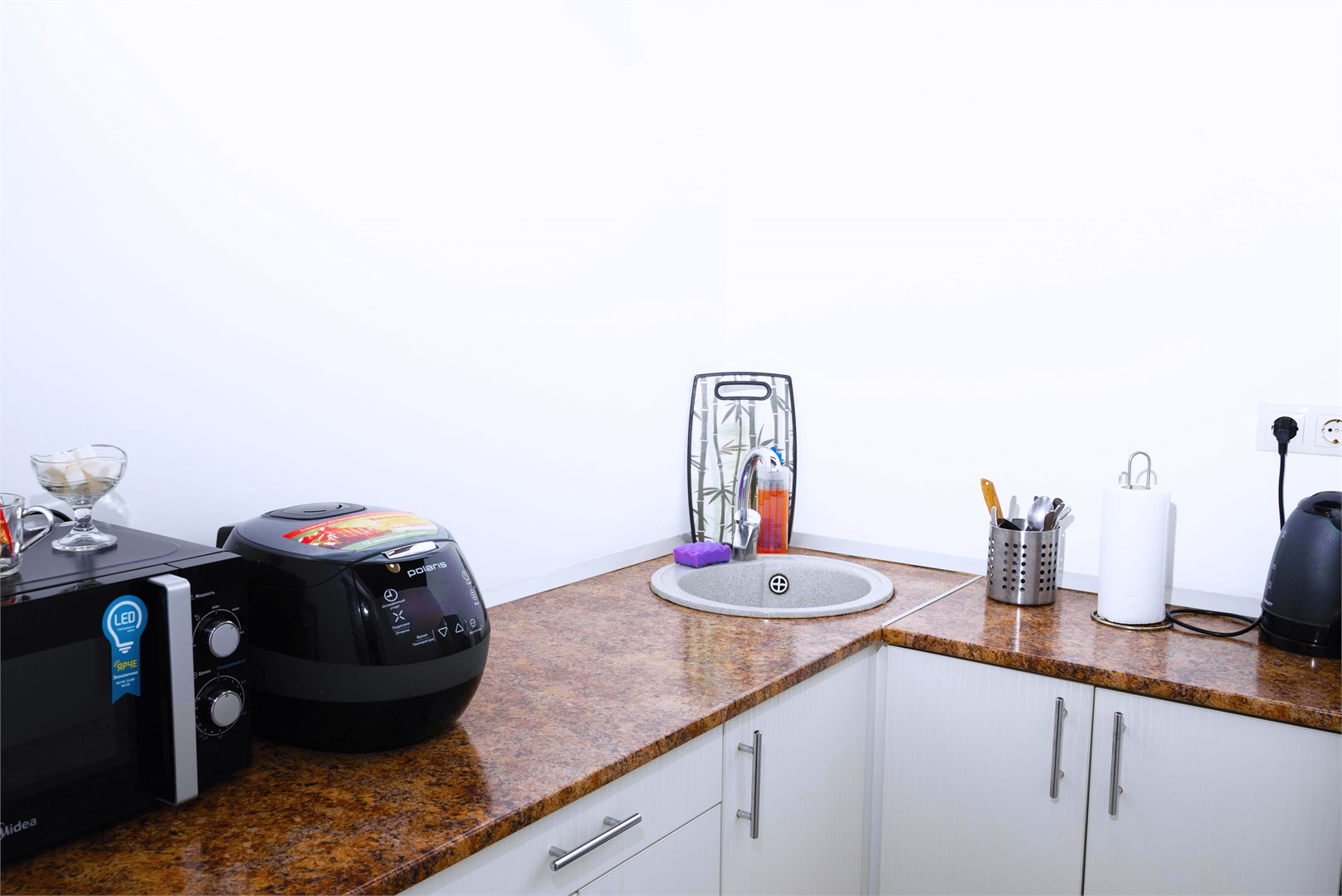 Двухуровневые апартаменты с кухней в Августин