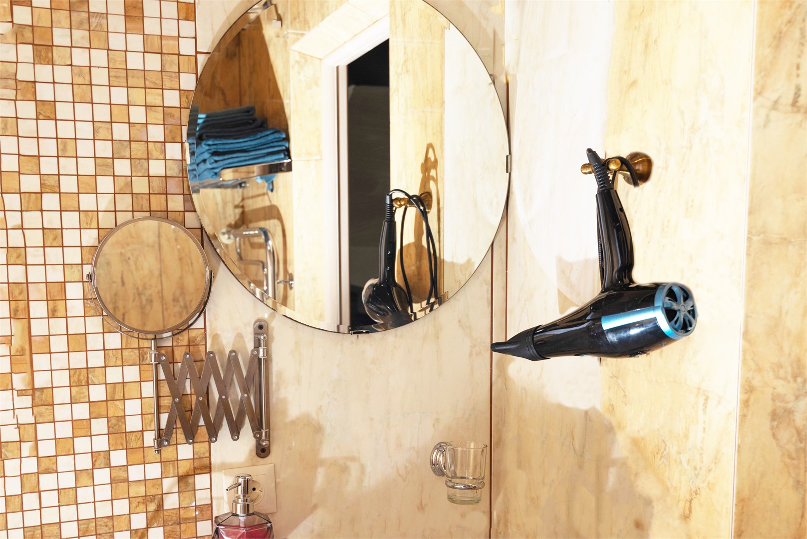 Двухуровневые апартаменты в Августин