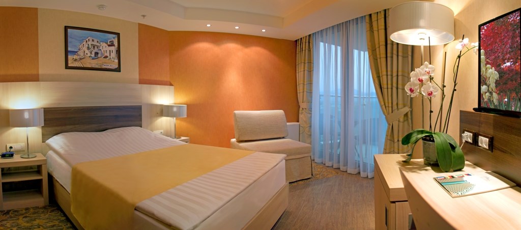 СТАНДАРТНЫЙ ДВУХМЕСТНЫЙ - DBL - 1 общая кровать шириной 1,4 м. в Дагомыс