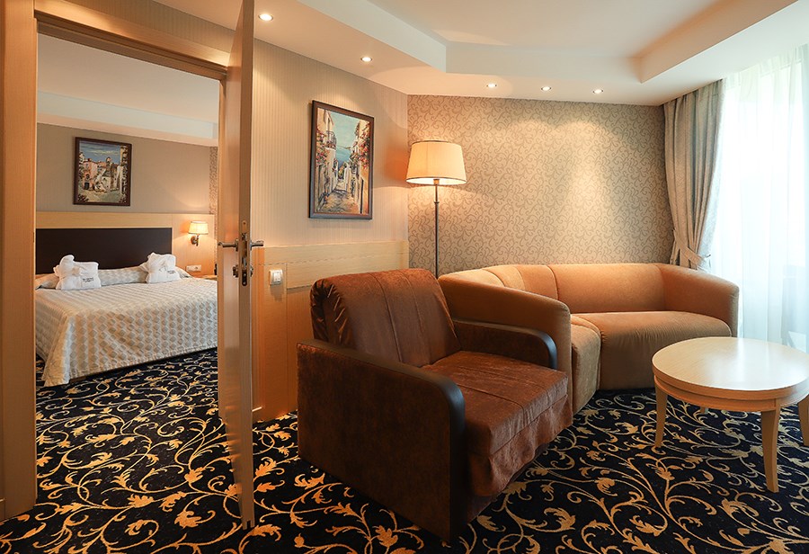 ЛЮКС в Дагомыс