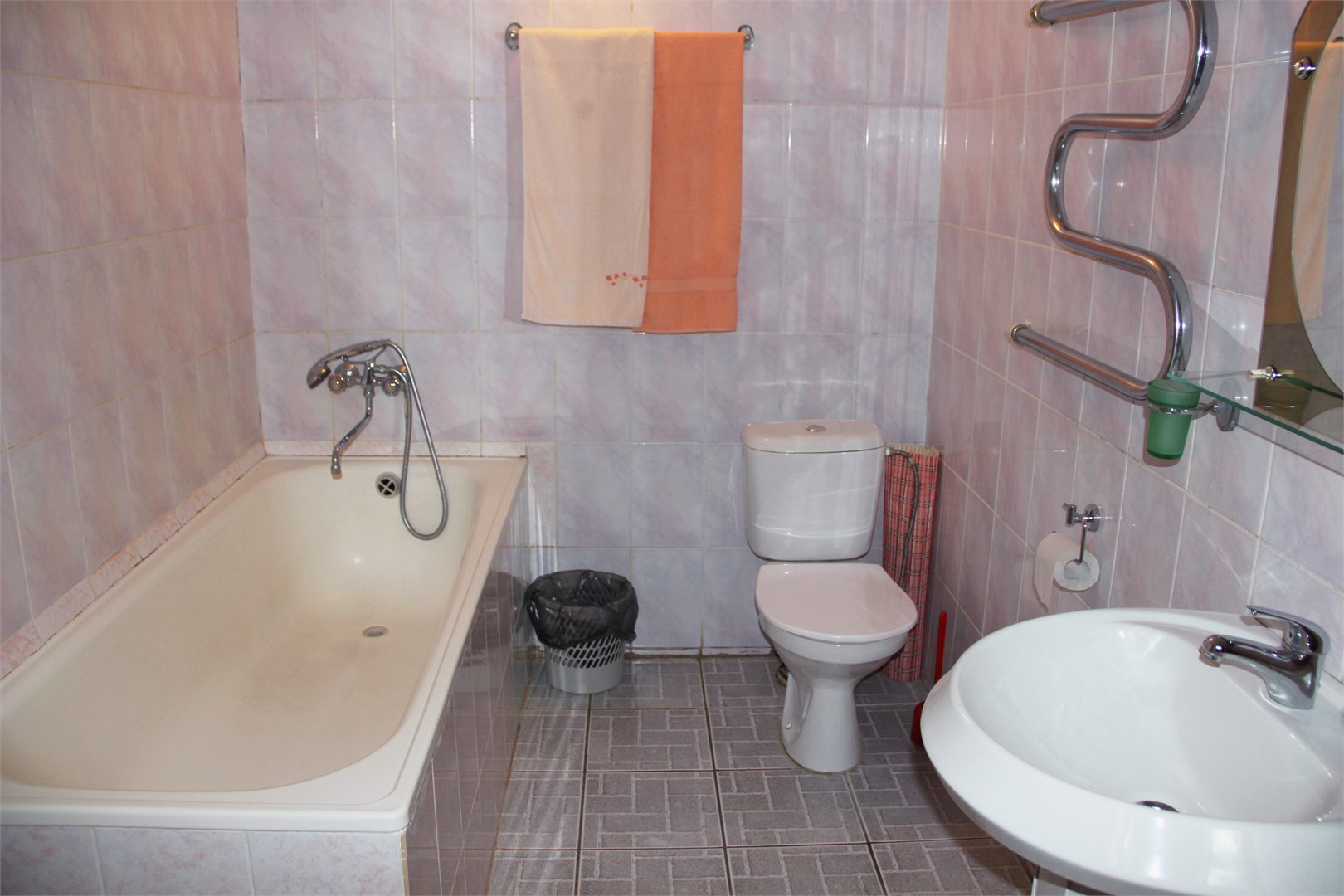 Двухместный двухкомнатный "комфорт" с ванной (корпус №3) в Exclusive palace