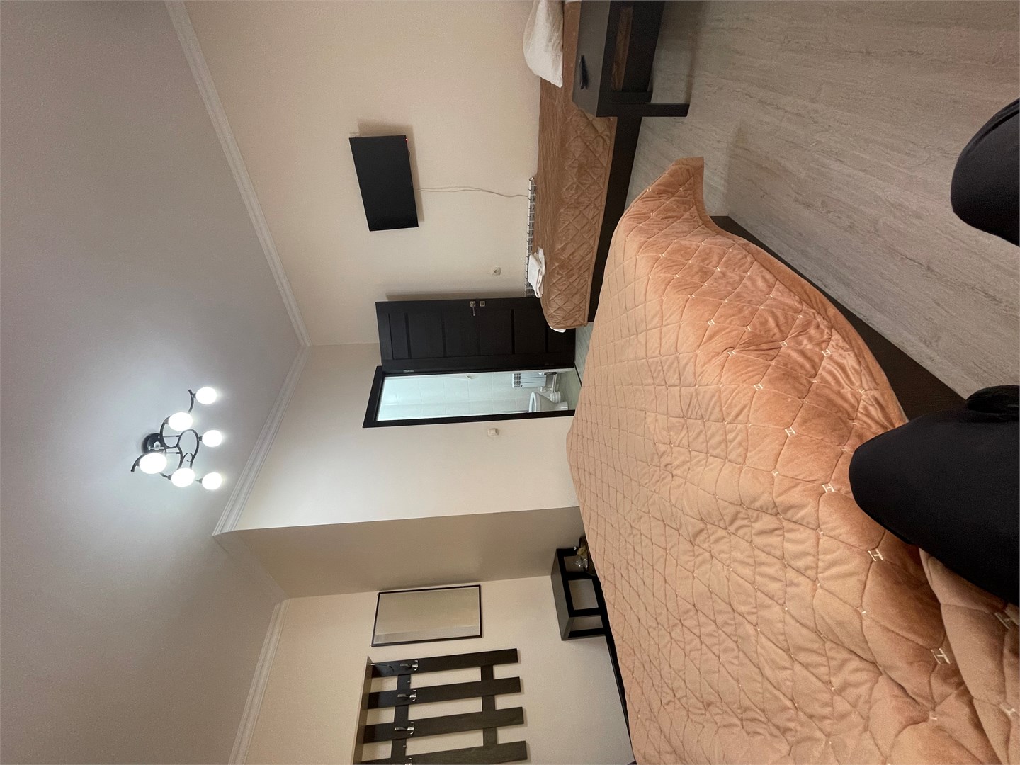 Трёхместный номер с удобствами в Уютный Дворик