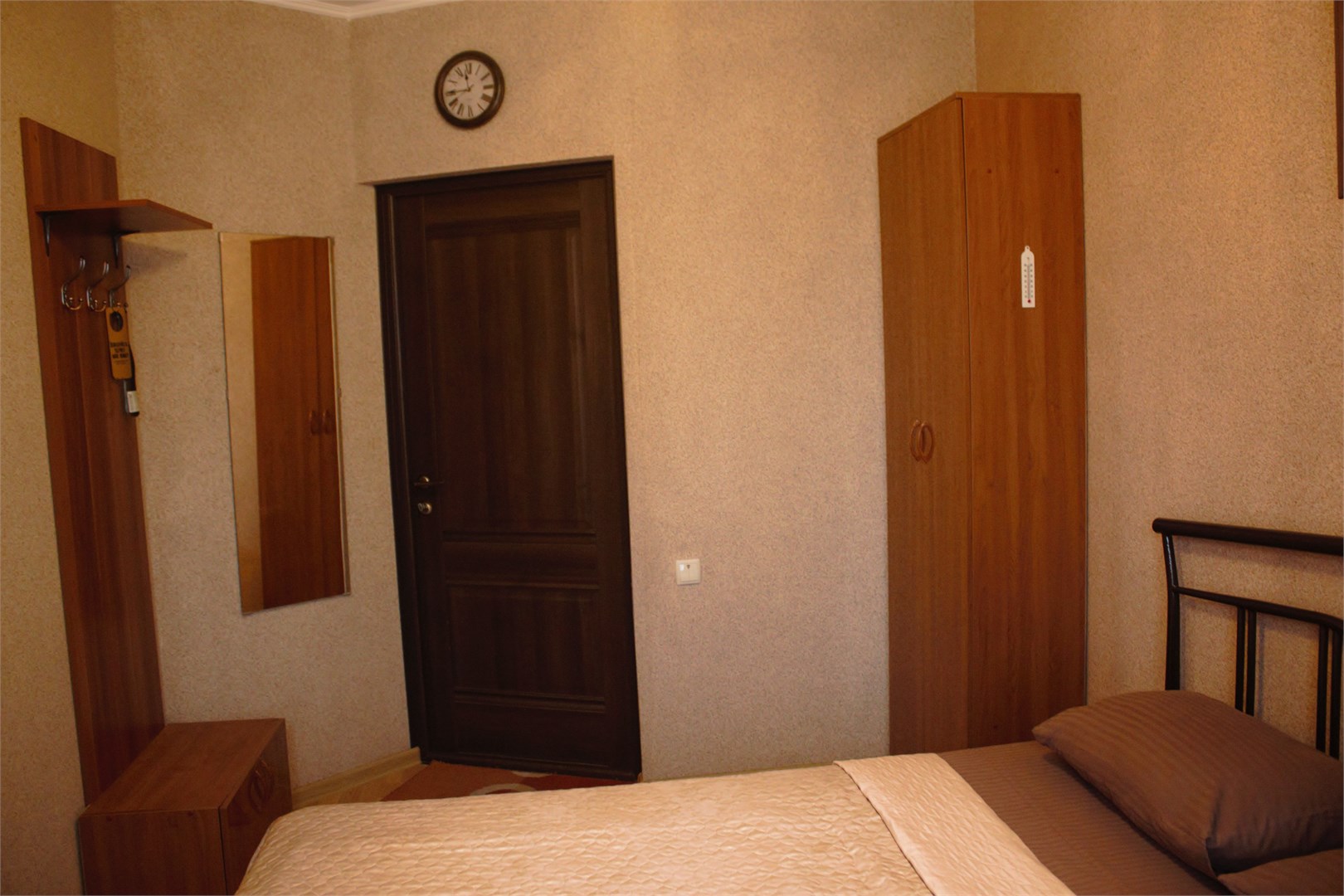 Эконом Двухместный с двуспальной кроватью в Джели