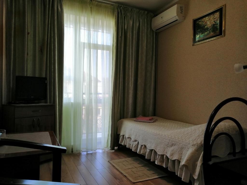 Эконом Одноместный с балконом в Джели