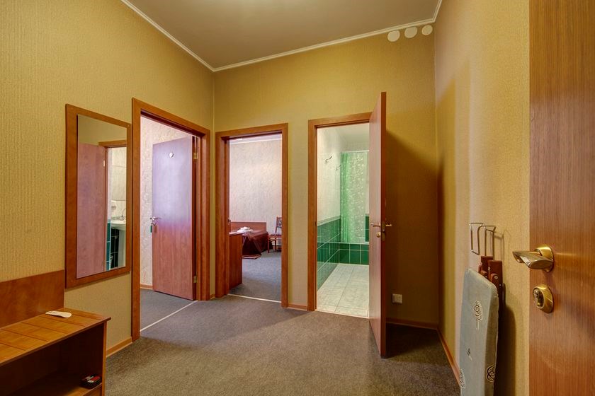 Двухместный номер Эконом с раздельными односпальными кроватями в Green hotel