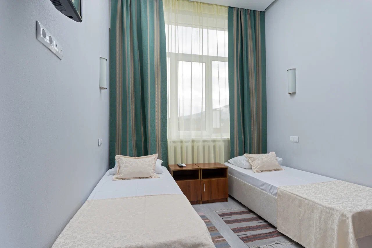 Стандарт 2-местный (корпус 3) в Azimut Здоровье Солнечный