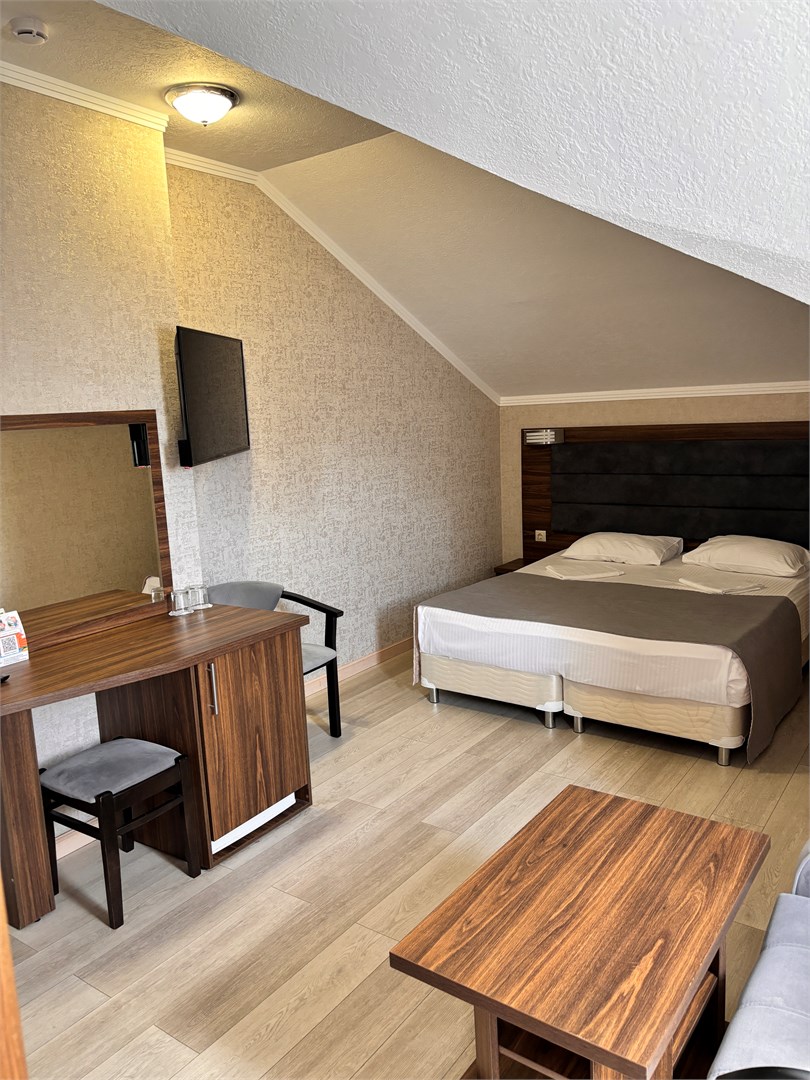 Фотография Стандарт двухместный мансардный этаж