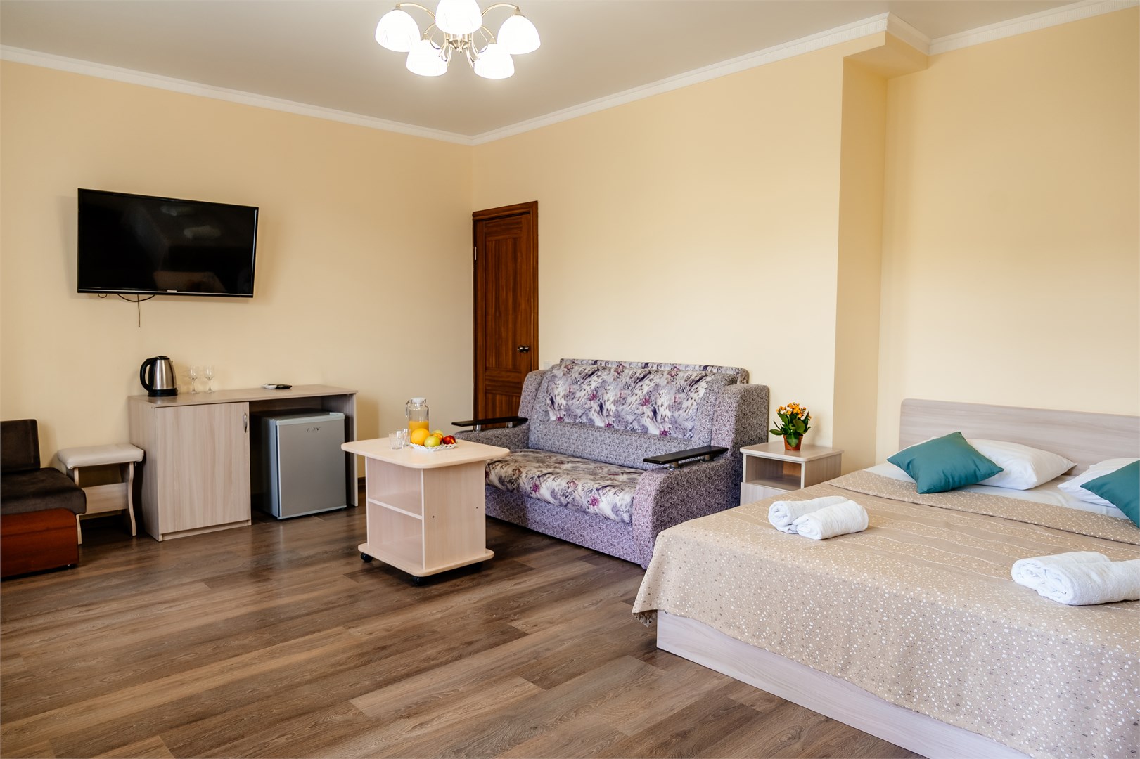 Четырехместный в Весна