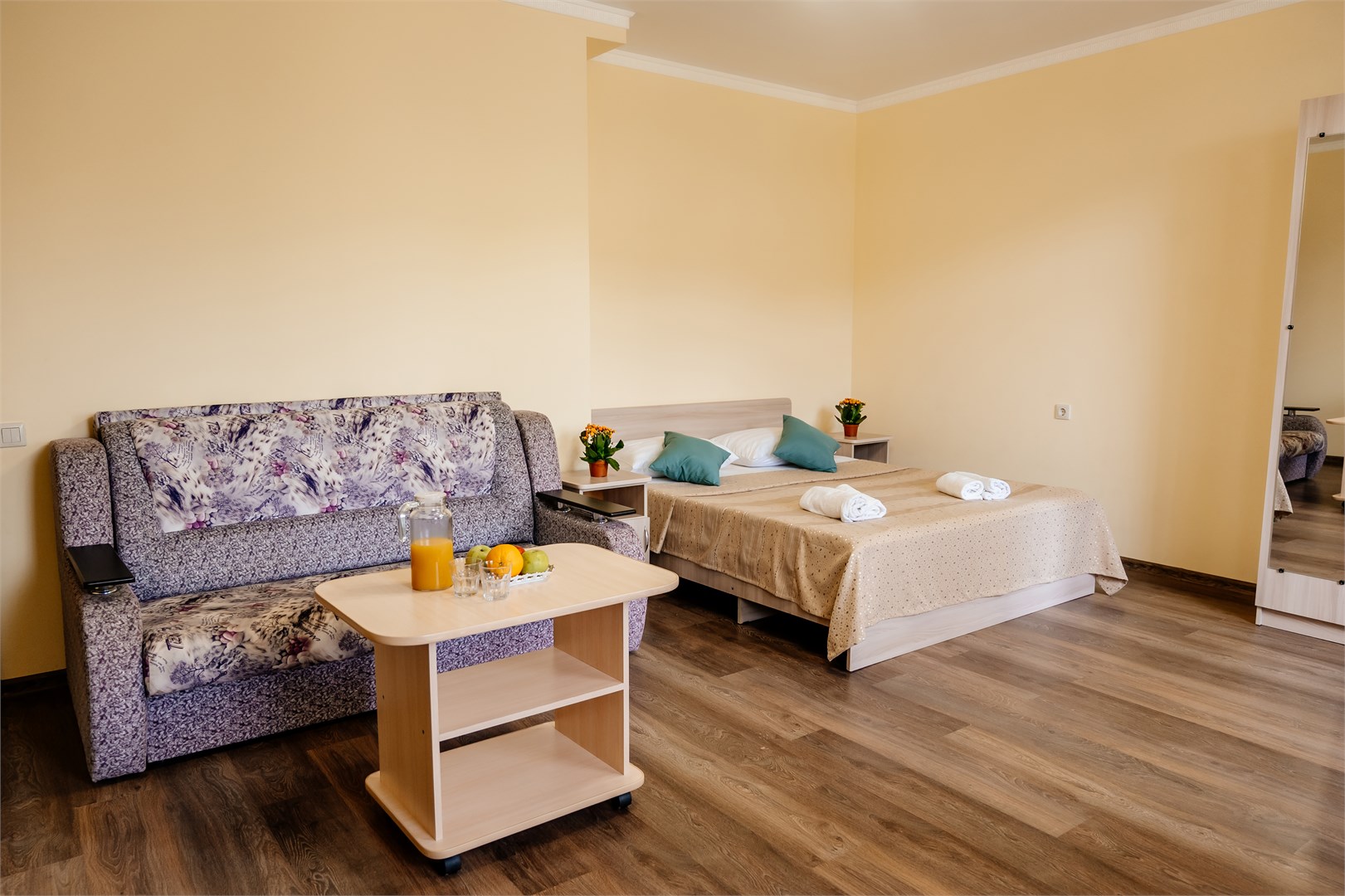 Четырехместный в Весна