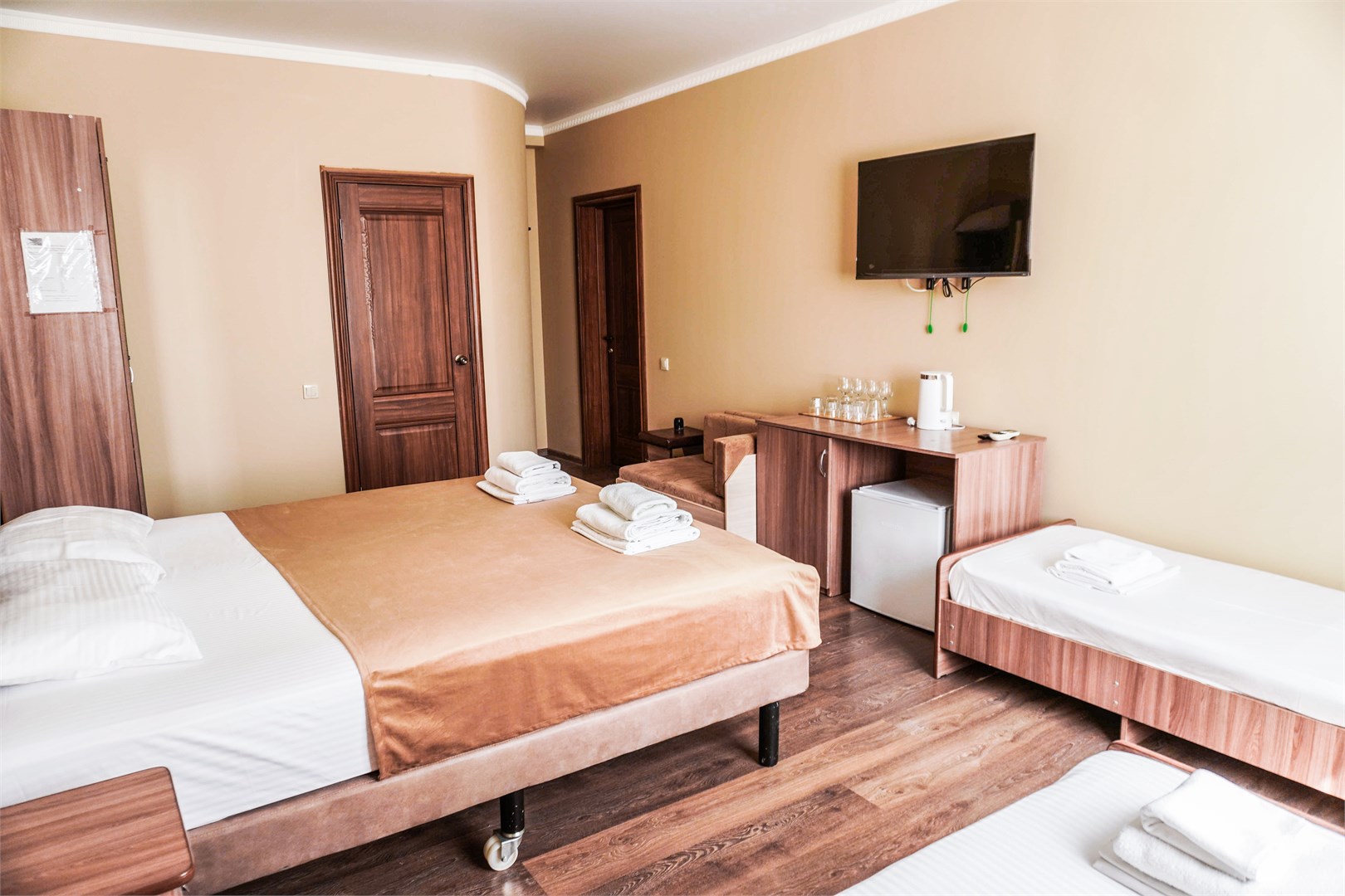 Четырехместный в Весна