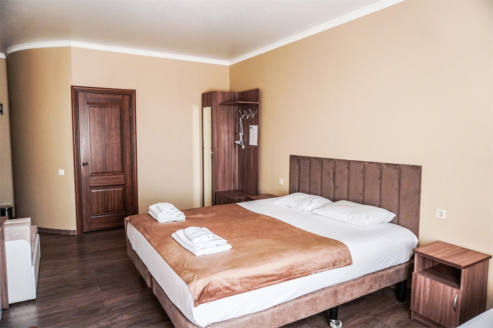 Четырехместный в Весна