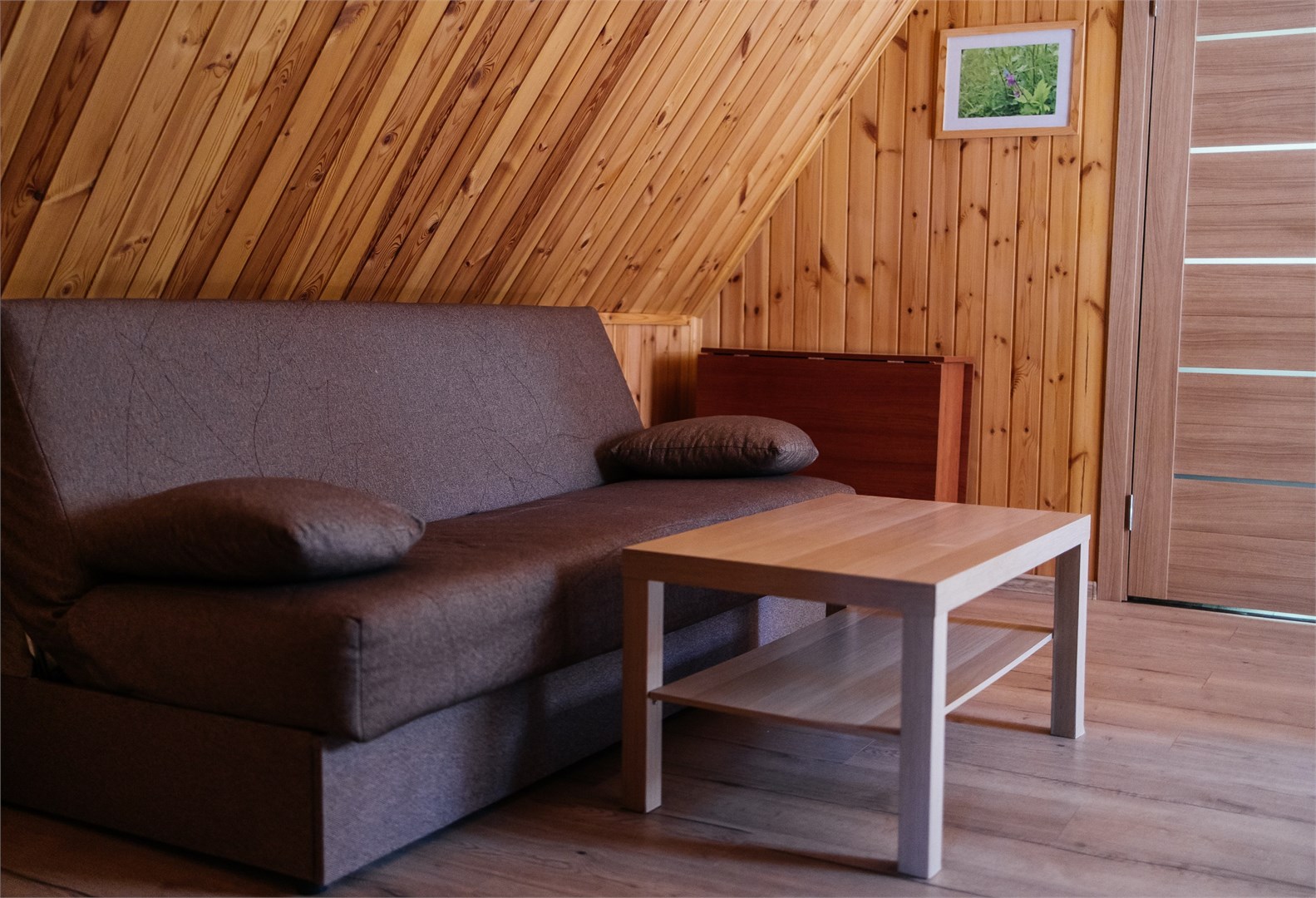 Крайняя изба-1/2 рубленного деревянного дома на 4 человек в Берендеево царство