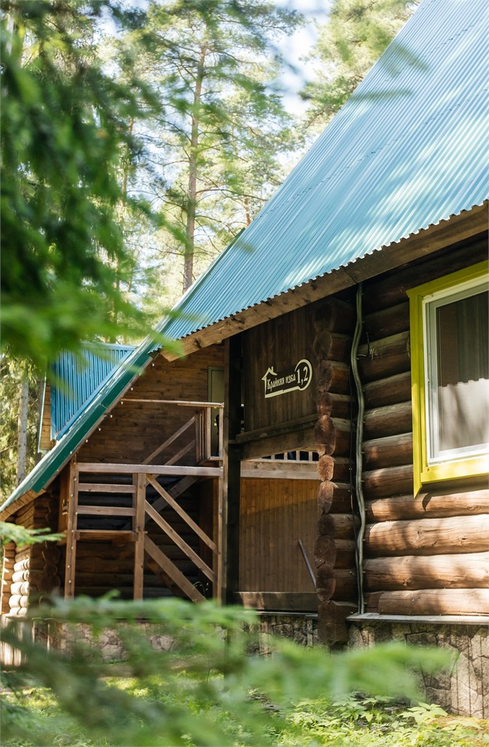 Крайняя изба-1/2 рубленного деревянного дома на 4 человек в Берендеево царство
