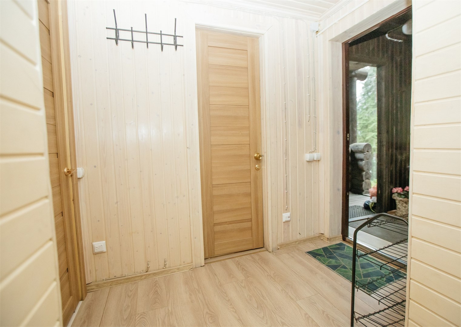 Рубленный дом на 9 человек с сауной в Берендеево царство