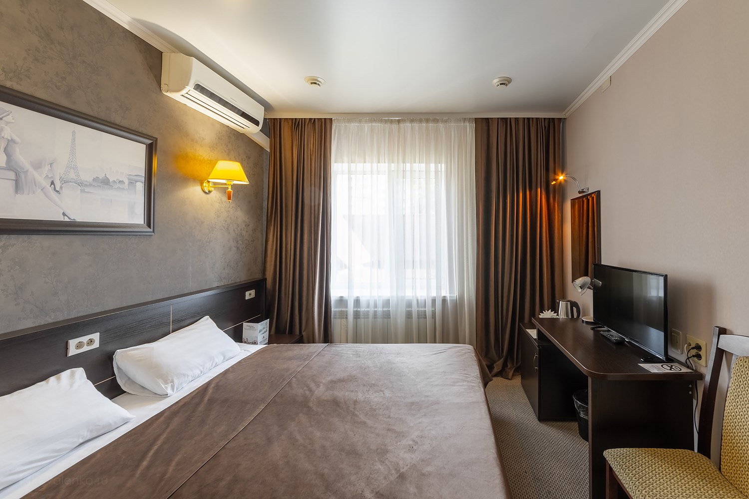 "Стандарт" 4 звезды в Арт-Холл