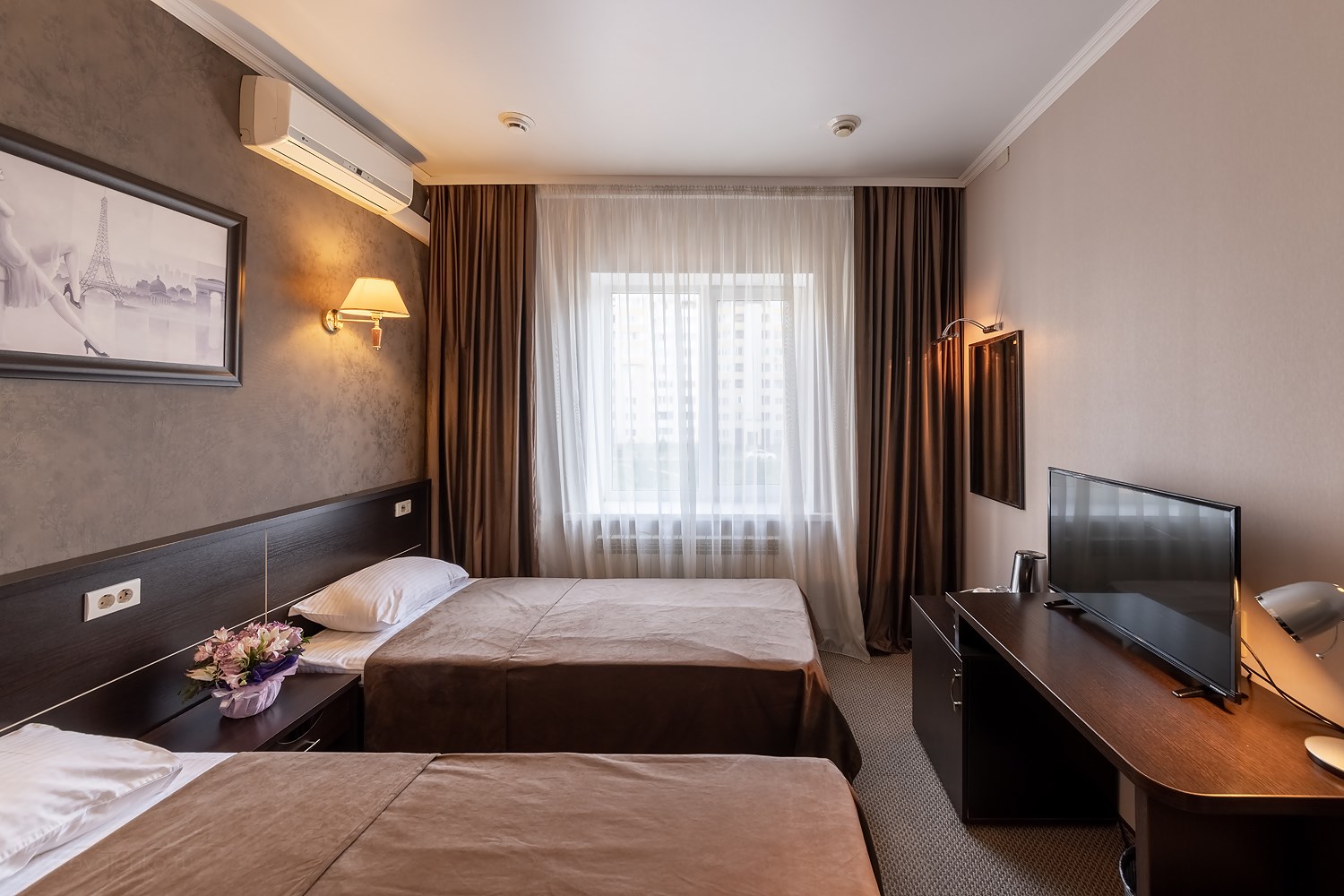 "Стандарт" 4 звезды в Арт-Холл